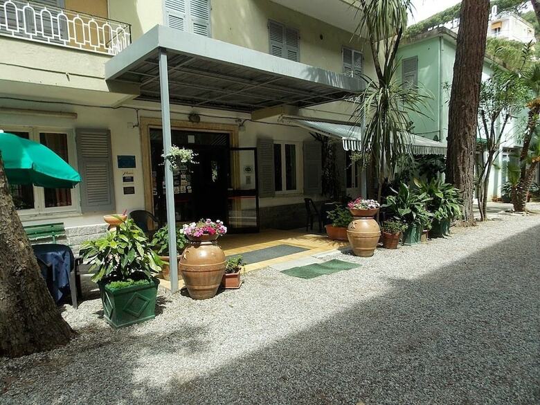 Hotel Arco Del Sole