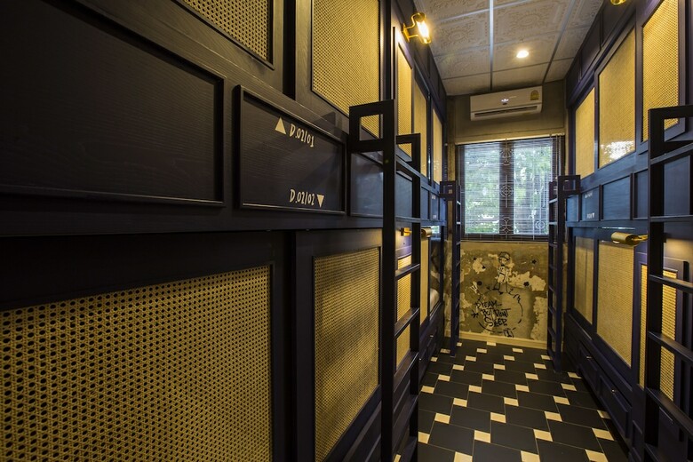 Hostal Azure Hostel Bangkok