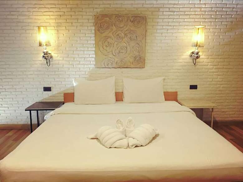 Hotel Diary Suite