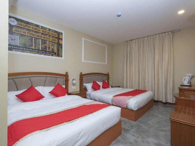 Oyo 517 Aladdin Hotel