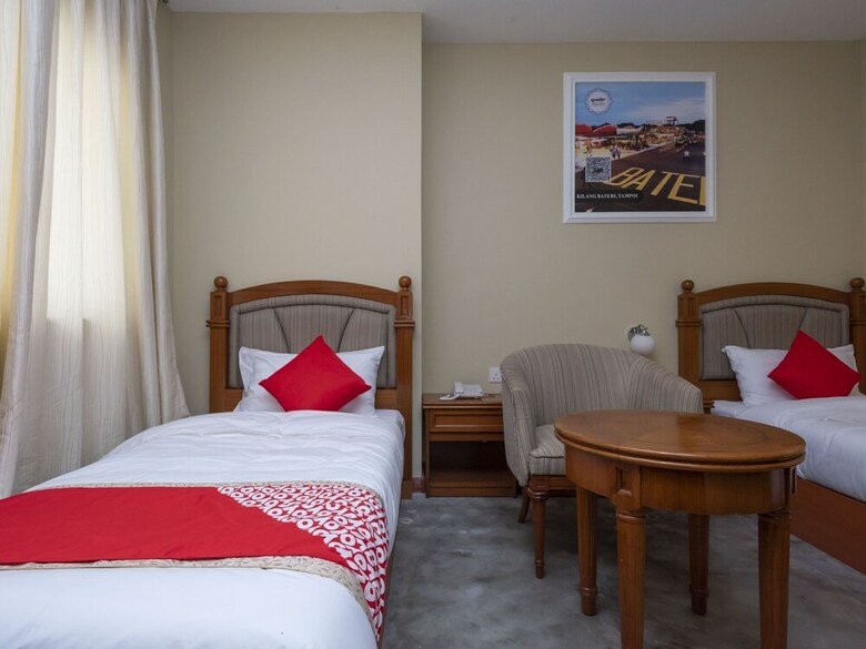 Oyo 517 Aladdin Hotel