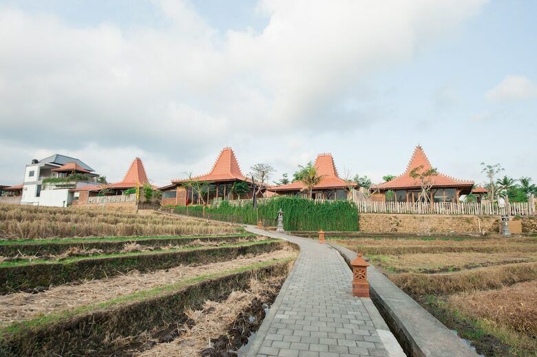 Hotel Apple Resort Retreat Spa
