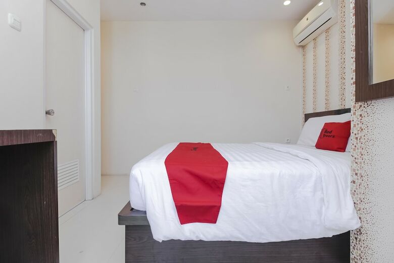 Hotel Reddoorz Plus @ Paal 2 Manado