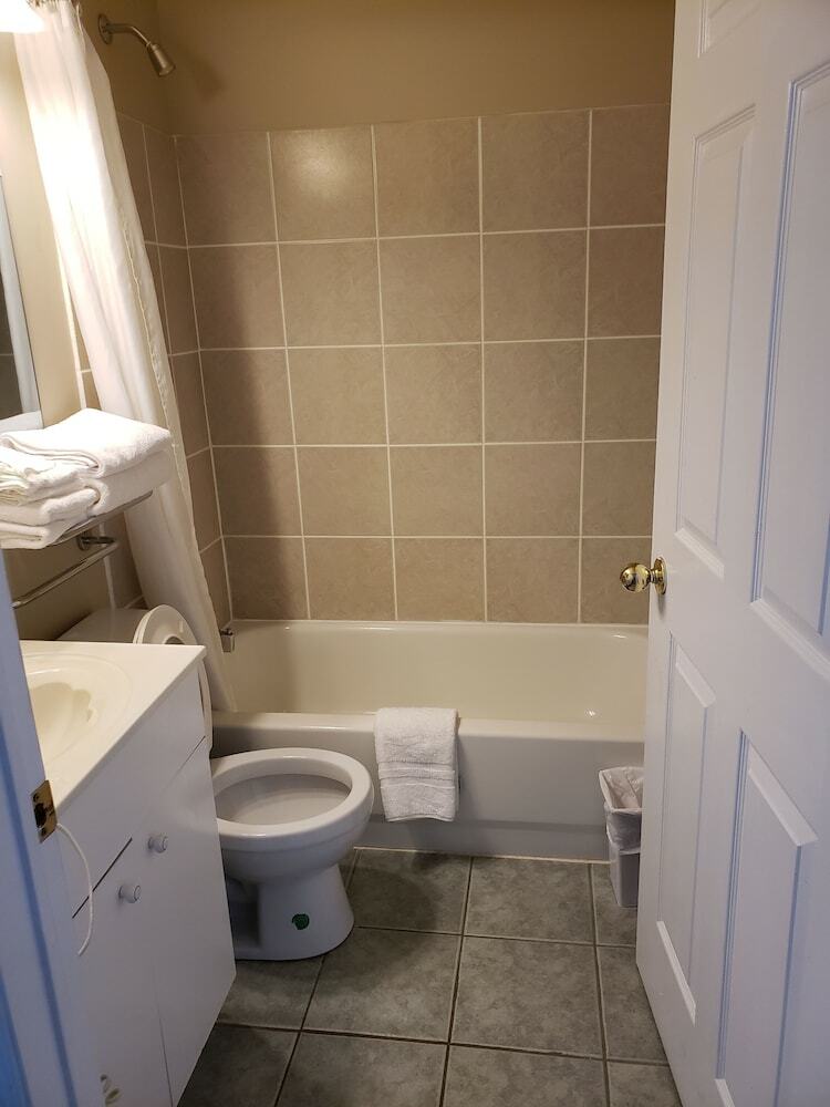 Shemron Suites Hotel