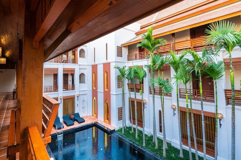 Hotel Phra Singh Village