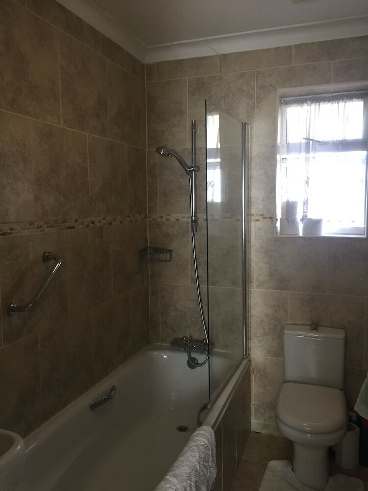 Edgware Bed And Breakfast