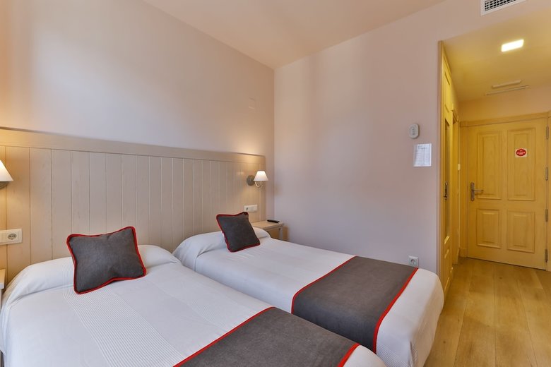 Oyo Hostal La Chata