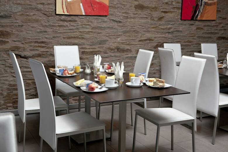 Pensi�n Albergue Tur�stico Salceda