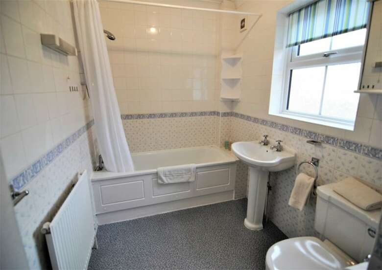 Apartamentos Garfield House 8