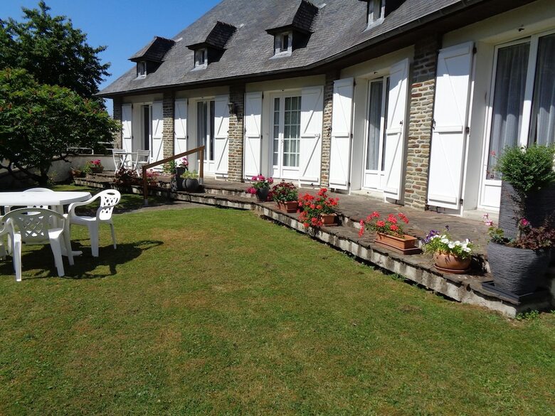 Hotel Chambre D'h�te Les Sapins