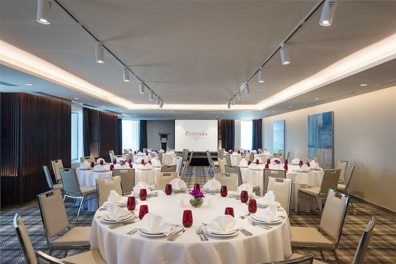 Aparthotel Centara West Bay Residences & Suites