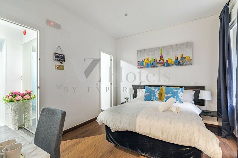 Hostal A&z Juan De Mena -only Adults