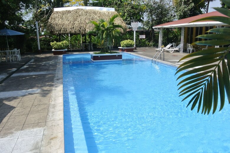 Hotel La Colonia