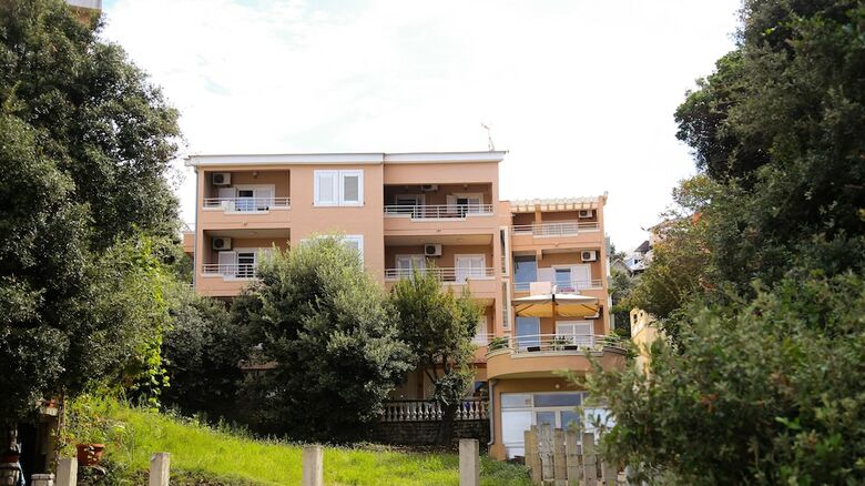 Apartments Misko