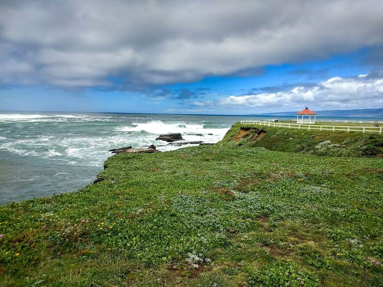 Posada Point Arena Lighthouse