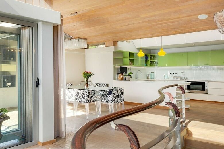 25 Third Beach Clifton