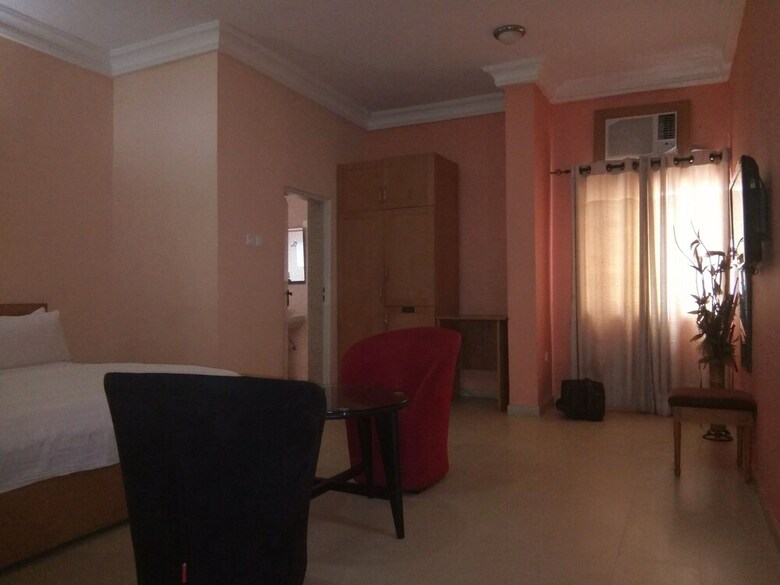 Hotel Allen Suites