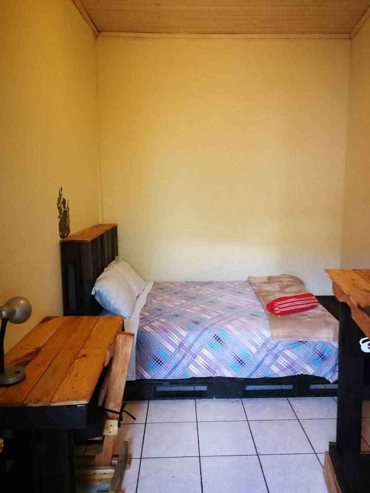 Hostal Casa I'x - Hostel