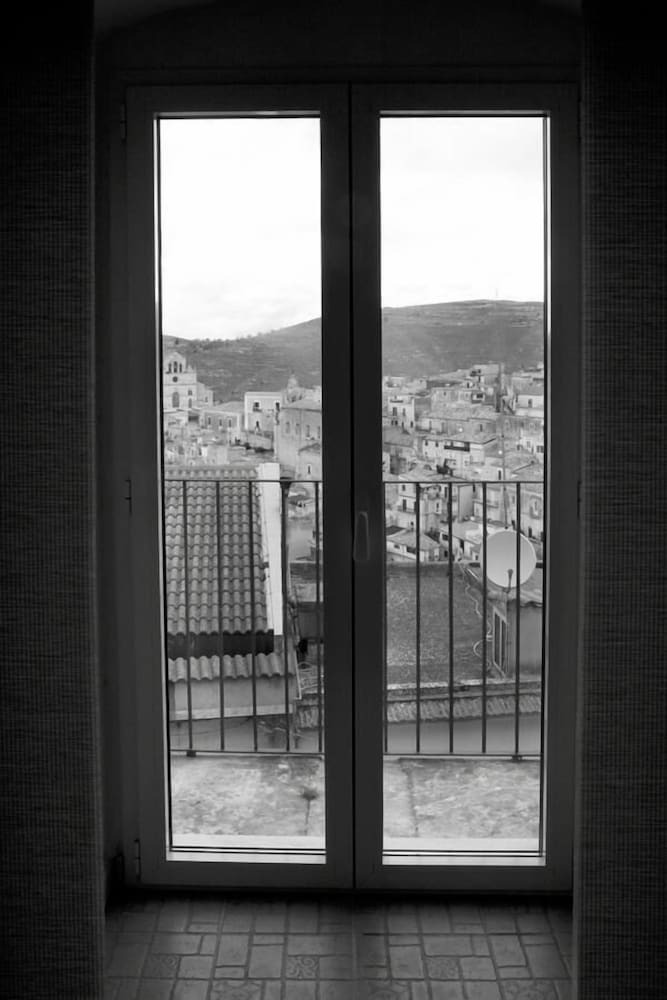 B&B Dinastia