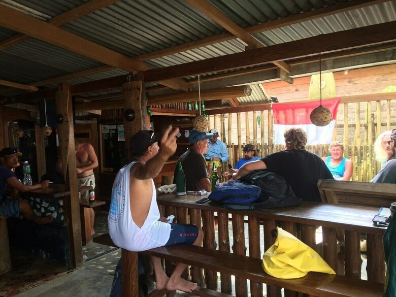 Hostal Mentawai Bagus - Hostel