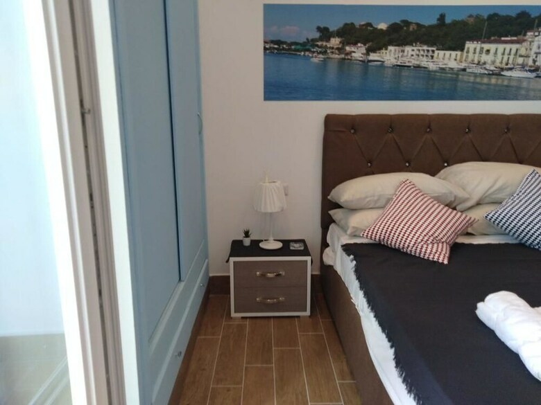 Riva Destra Holiday Home