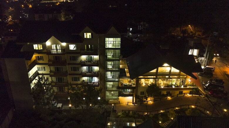 Ridgewood Hotel