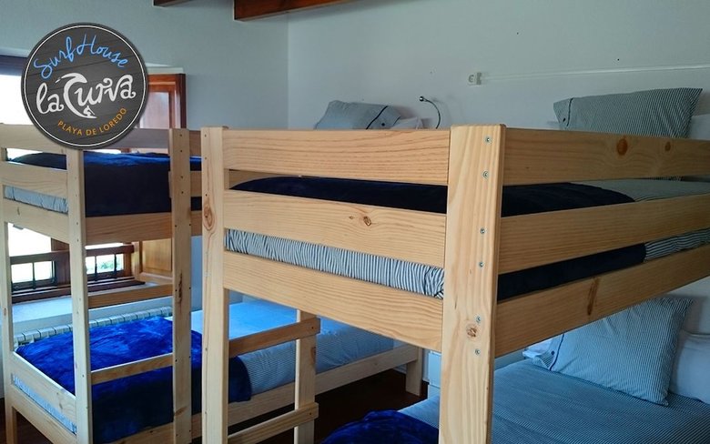 Hostal La Curva Surfhouse