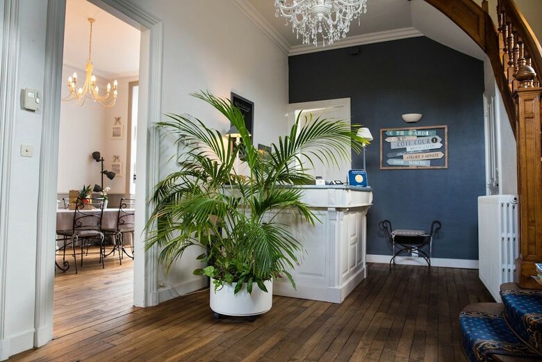 Bed & Breakfast Villa C�t� Cour