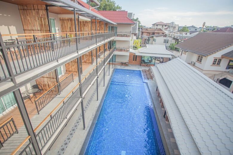 Hotel Celosia Chiang Mai