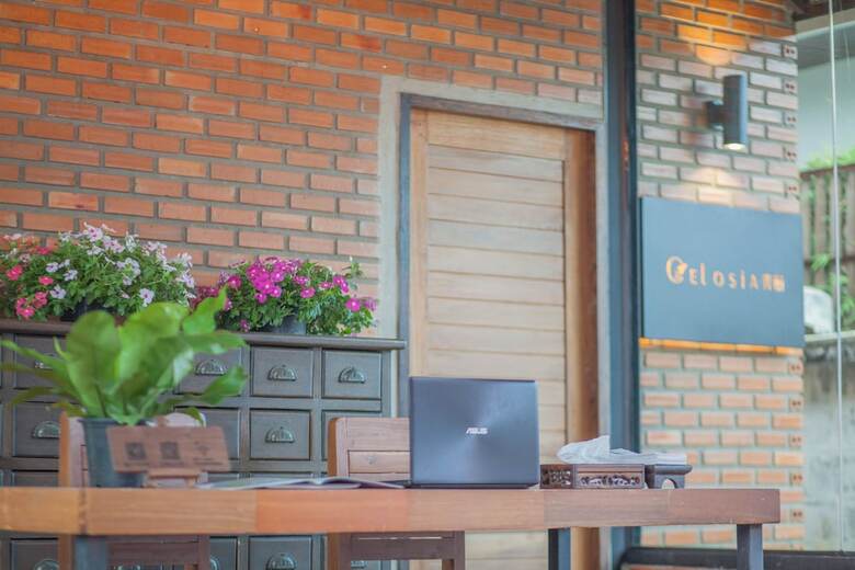 Hotel Celosia Chiang Mai