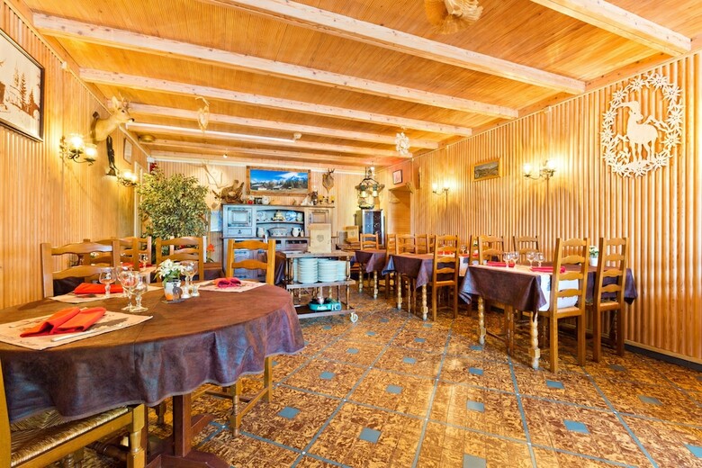 Hotel Aux Touristes H�tel Restaurant