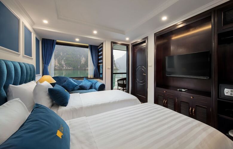Le Theatre Cruise