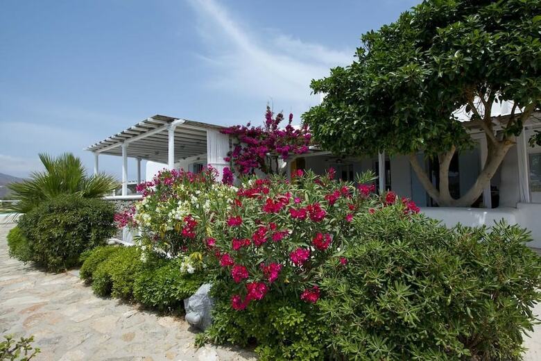 Tatiana Prive Villa & Apartments