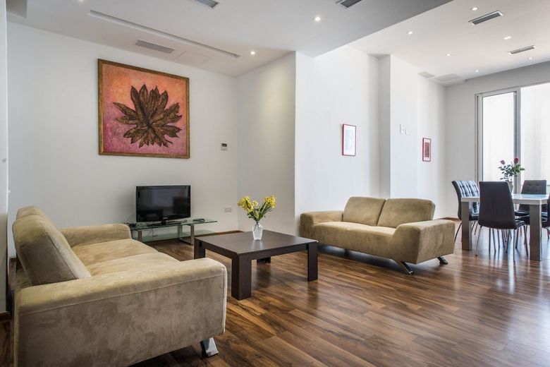 Charming Seafront Apartment, Perfect For Families