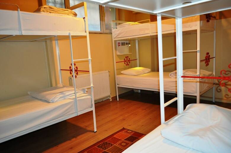 Hostal Antique Hostel & Guesthouse