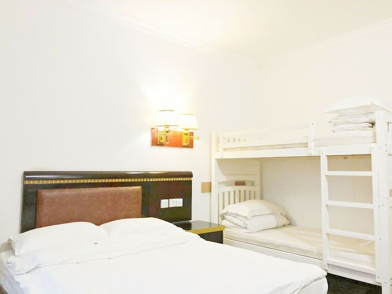 Hostal Lakeside Hostel