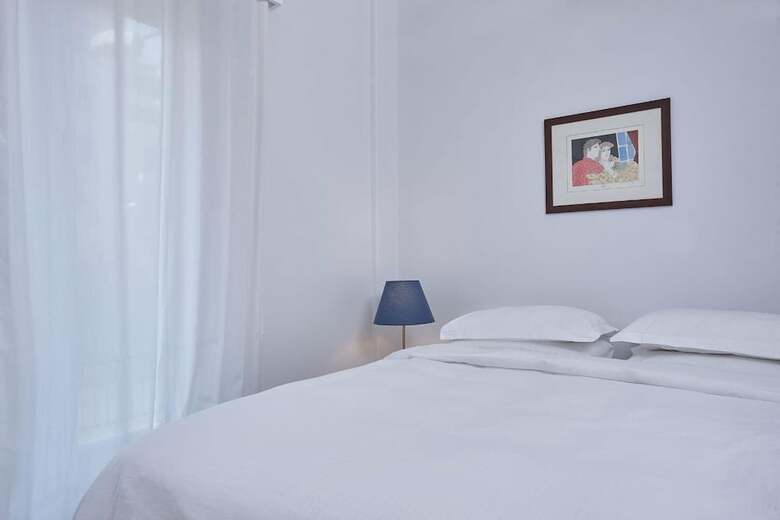 Acropolis Museum Apartment