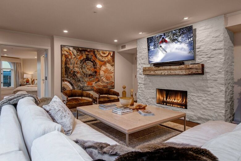 Abode At Sky Silver