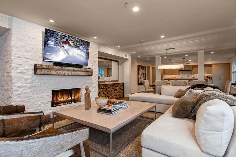 Abode At Sky Silver