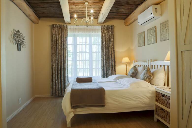 Bed & Breakfast Skilpadvlei Wine Farm
