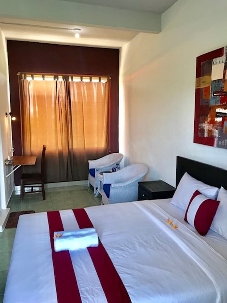 Hotel Duta Surf