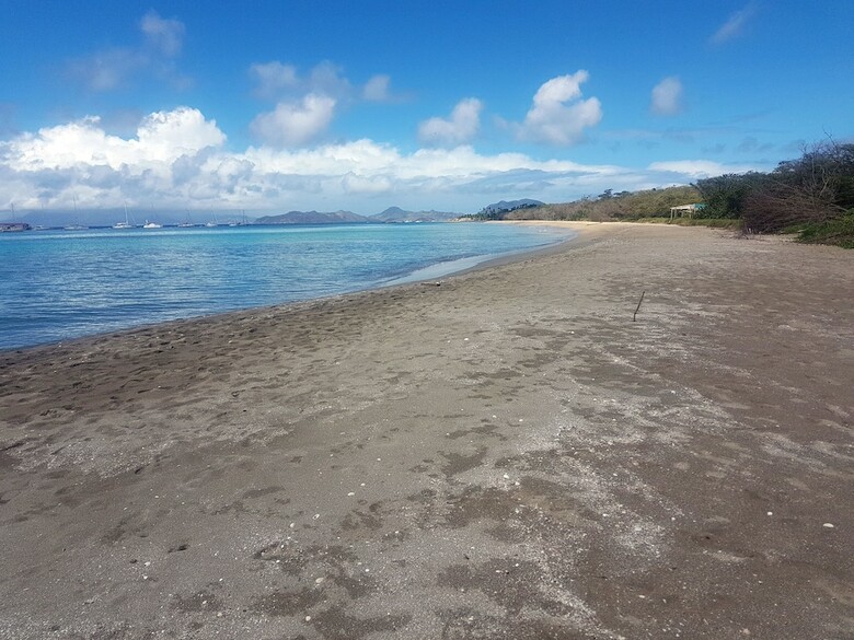 Pinneys Beach Hotel Nevis