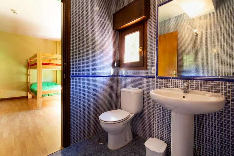 Hostal Albergue Los Avellanos