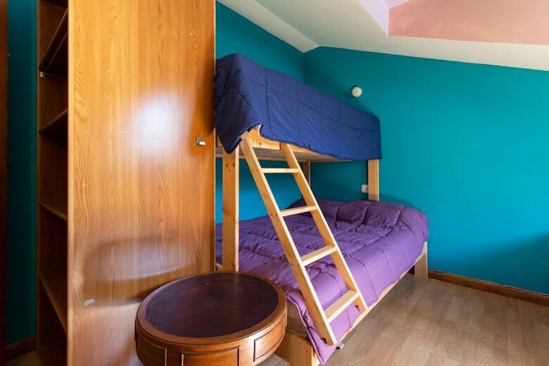 Hostal Albergue Los Avellanos