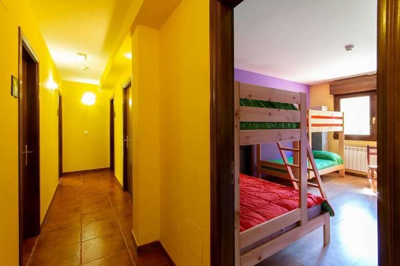 Hostal Albergue Los Avellanos