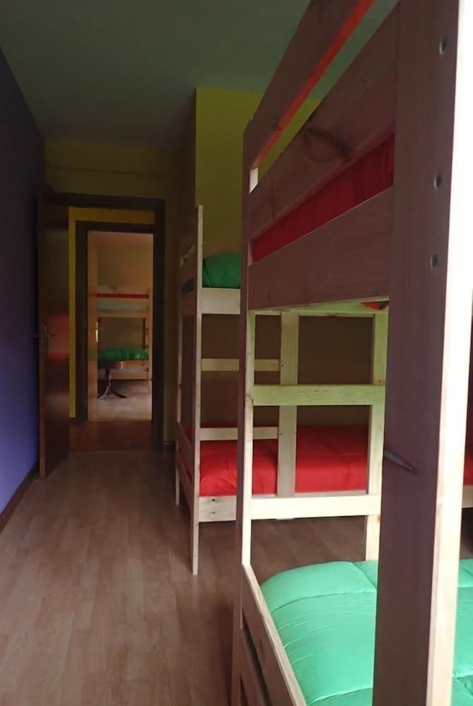 Hostal Albergue Los Avellanos