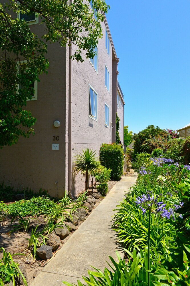 The Ivy On Munro - Rejuvenate Stays