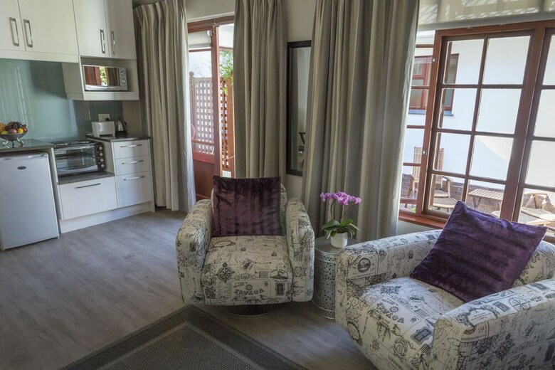 Hotel Dongola House