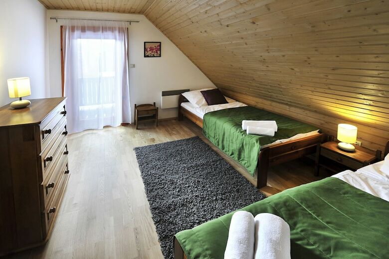 Sojka Resort - Hotel & Drevenice