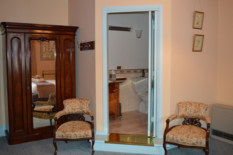 Bed & Breakfast The Dragonfly North West